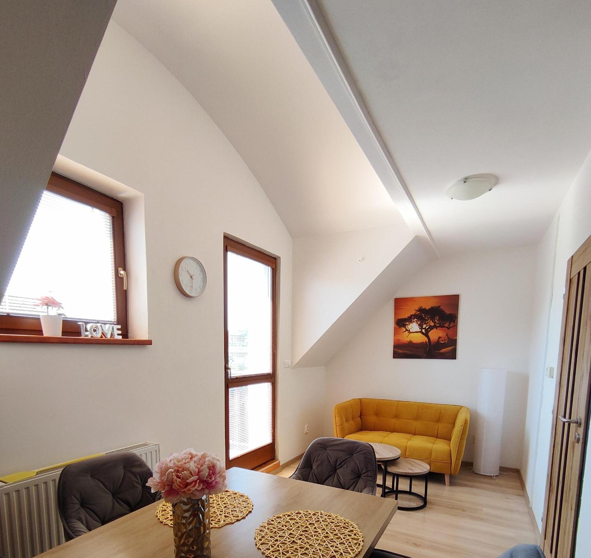 Ferienwohnung Ubytovani Ema Valtice Exterior foto
